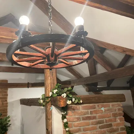 Apartmanovy Dum 13 Podkrovi 1 * Seč