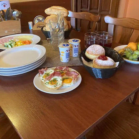 Apartmanovy Dum 13 Podkrovi 1 * Seč