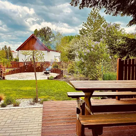 Апартаменты Apartmanovy Dum 13 Podkrovi 1 *