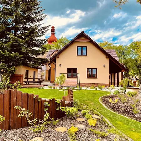 Apartmanovy Dum 13 Podkrovi 1 * Seč