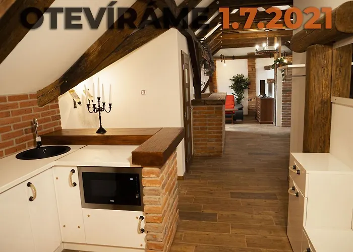 Apartmán Apartmanový Dům 13 Podkroví 1 *