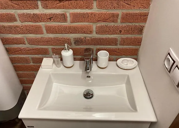 Apartmanový Dům 13 Podkroví 1 * Seč
