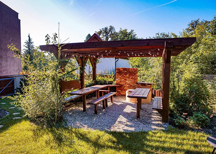 Apartmán Apartmanový Dům 13 Podkroví 1 *
